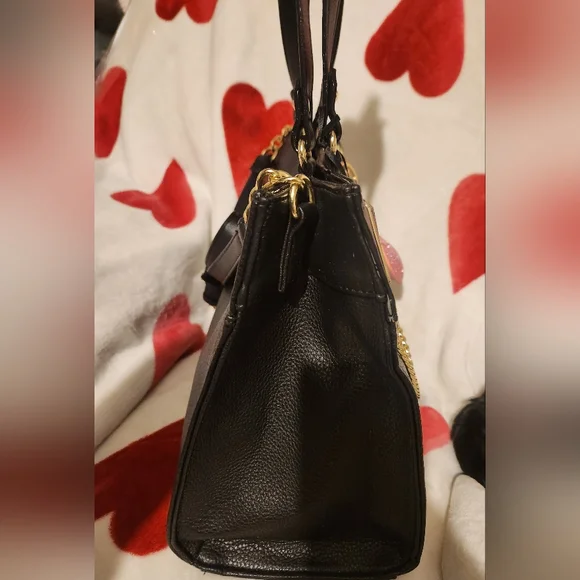 Juicy Couture Lock Satchel - Picture 3 of 8